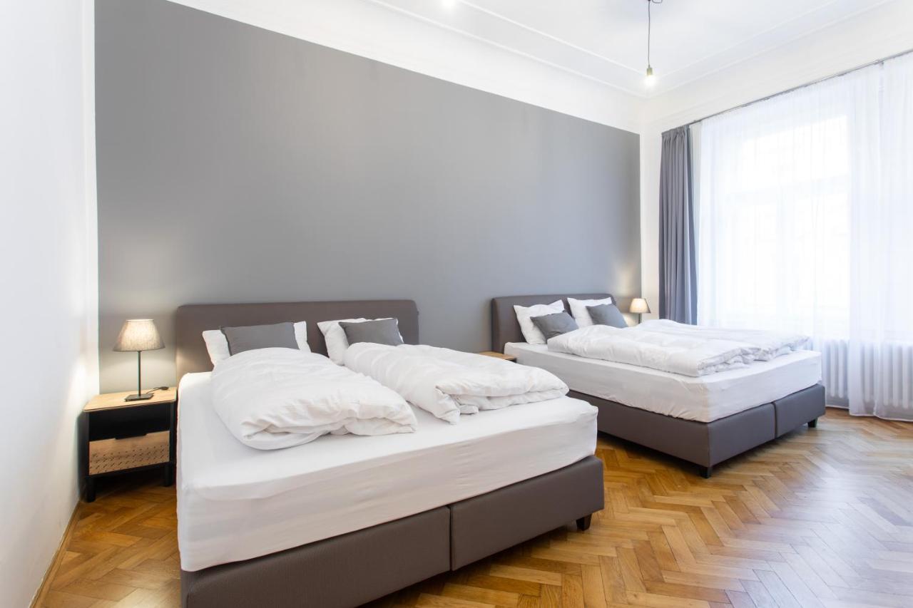 Spacious Apartments Near The River Prag Dış mekan fotoğraf