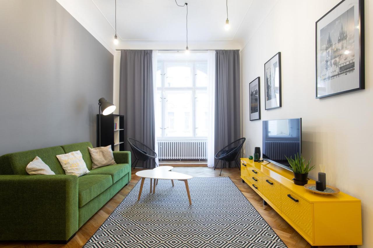 Spacious Apartments Near The River Prag Dış mekan fotoğraf