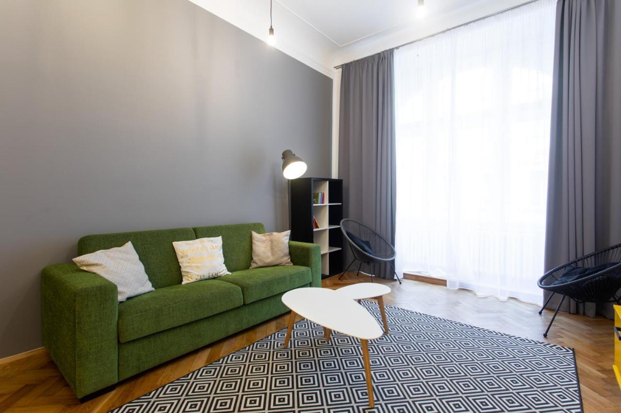 Spacious Apartments Near The River Prag Dış mekan fotoğraf